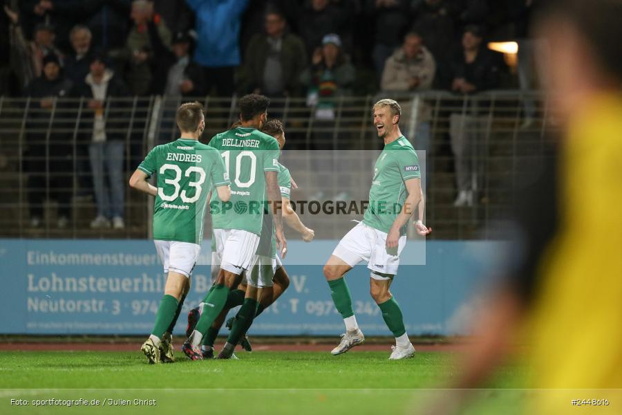 Sachs-Stadion, Schweinfurt, 22.10.2024, sport, action, Fussball, BFV, 16. Spieltag, Regionalliga Bayern, DJK, FCS, DJK Vilzing, 1. FC Schweinfurt 1905 - Bild-ID: 2448616