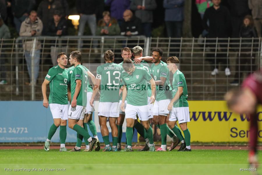 Sachs-Stadion, Schweinfurt, 22.10.2024, sport, action, Fussball, BFV, 16. Spieltag, Regionalliga Bayern, DJK, FCS, DJK Vilzing, 1. FC Schweinfurt 1905 - Bild-ID: 2448624