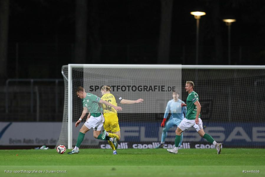 Sachs-Stadion, Schweinfurt, 22.10.2024, sport, action, Fussball, BFV, 16. Spieltag, Regionalliga Bayern, DJK, FCS, DJK Vilzing, 1. FC Schweinfurt 1905 - Bild-ID: 2448638