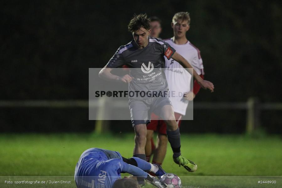 Sportgelände, Karlstadt, 25.10.2024, sport, action, Fussball, BFV, Gruppe WÜ MSP, U19, SVB, SGK, (SG) SV Rot-Weiss Bischbrunn, (SG) Kreis Karlstadt - Bild-ID: 2448900