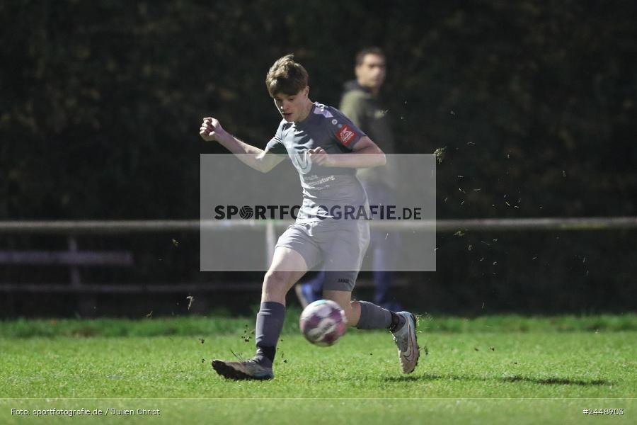 Sportgelände, Karlstadt, 25.10.2024, sport, action, Fussball, BFV, Gruppe WÜ MSP, U19, SVB, SGK, (SG) SV Rot-Weiss Bischbrunn, (SG) Kreis Karlstadt - Bild-ID: 2448903