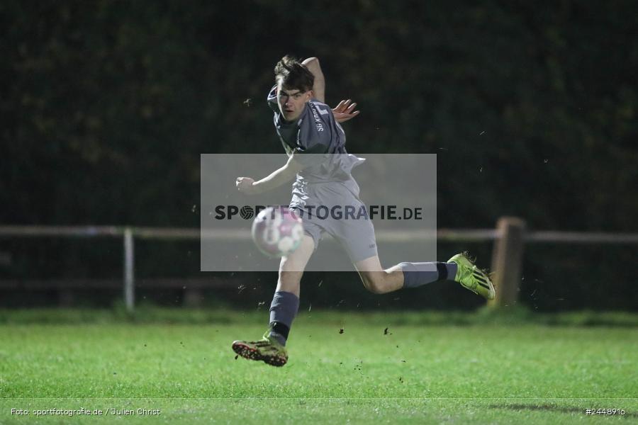 Sportgelände, Karlstadt, 25.10.2024, sport, action, Fussball, BFV, Gruppe WÜ MSP, U19, SVB, SGK, (SG) SV Rot-Weiss Bischbrunn, (SG) Kreis Karlstadt - Bild-ID: 2448916