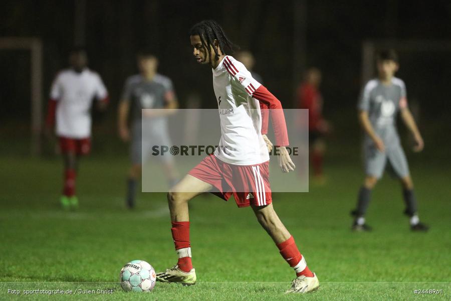 Sportgelände, Karlstadt, 25.10.2024, sport, action, Fussball, BFV, Gruppe WÜ MSP, U19, SVB, SGK, (SG) SV Rot-Weiss Bischbrunn, (SG) Kreis Karlstadt - Bild-ID: 2448961