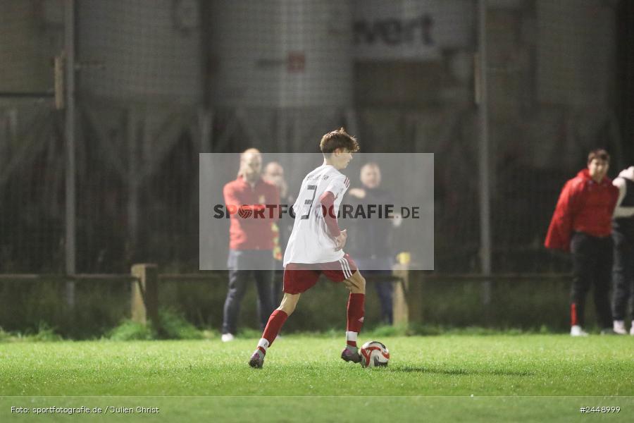 Sportgelände, Karlstadt, 25.10.2024, sport, action, Fussball, BFV, Gruppe WÜ MSP, U19, SVB, SGK, (SG) SV Rot-Weiss Bischbrunn, (SG) Kreis Karlstadt - Bild-ID: 2448999