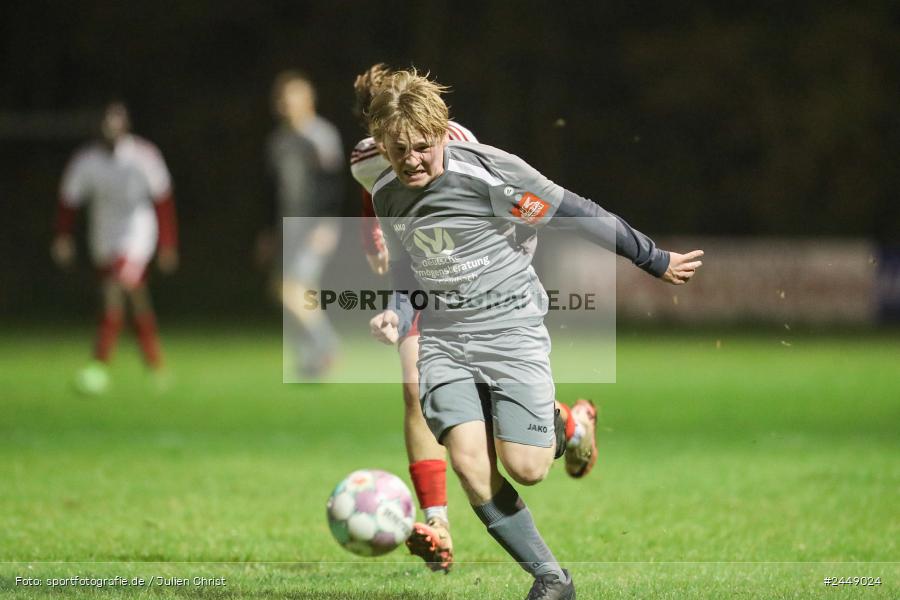 Sportgelände, Karlstadt, 25.10.2024, sport, action, Fussball, BFV, Gruppe WÜ MSP, U19, SVB, SGK, (SG) SV Rot-Weiss Bischbrunn, (SG) Kreis Karlstadt - Bild-ID: 2449024