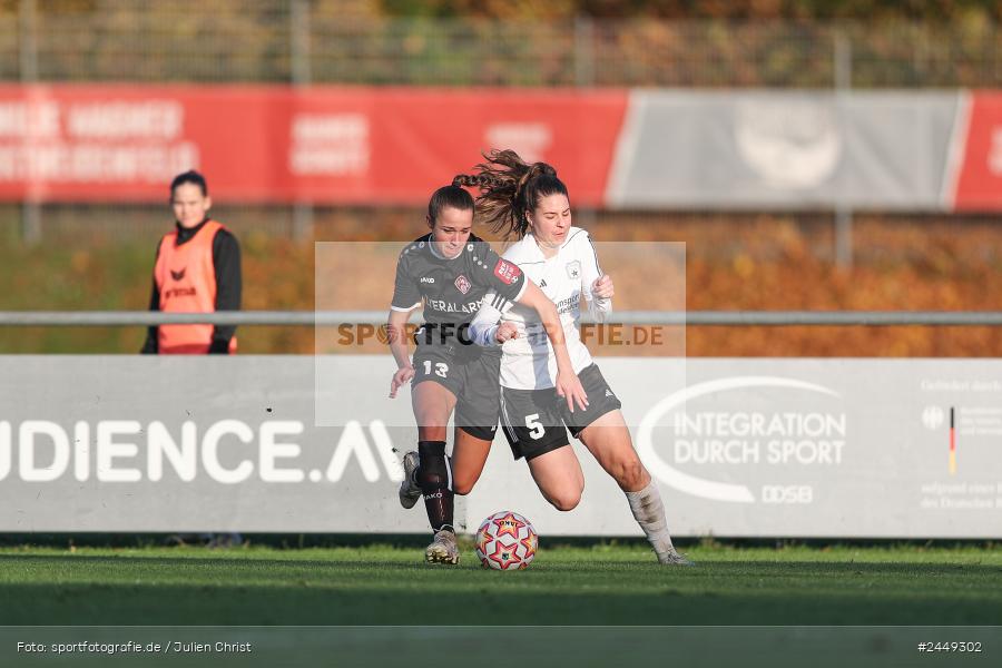 KRE-Sportpark Heuchelhof, Würzburg, 26.10.2024, sport, action, Fussball, BFV, 8. Spieltag, Bayernliga Frauen, FCS, FWK, FC Stern München, FC Würzburger Kickers - Bild-ID: 2449302