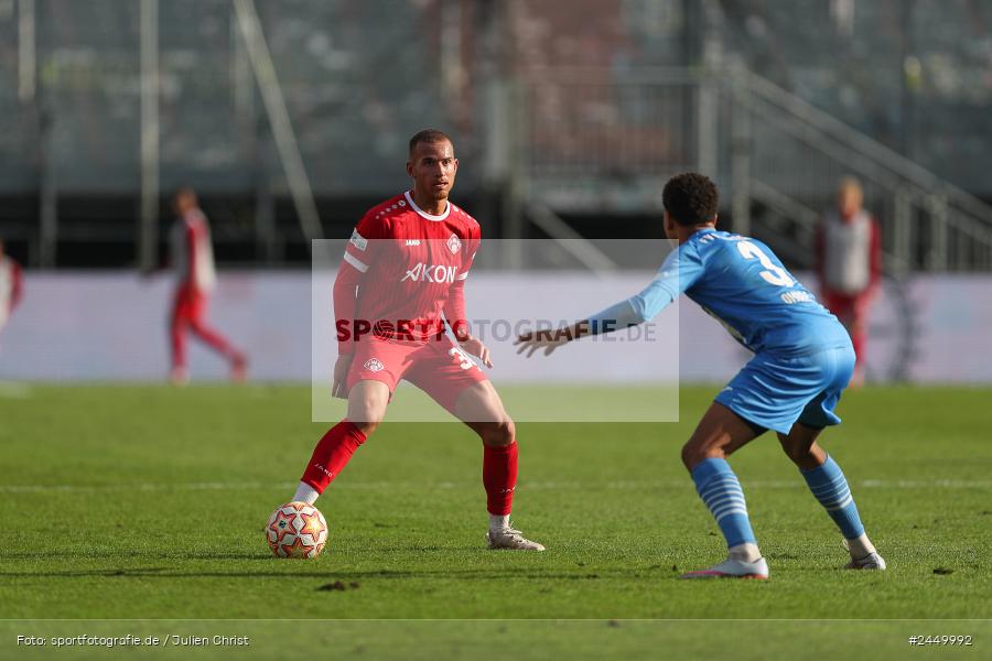 AKON Arena, Würzburg, 26.10.2024, sport, action, Fussball, BFV, Regionalliga Bayern, 17. Spieltag, FVI, FWK, FV Illertissen, FC Würzburger Kickers - Bild-ID: 2449992