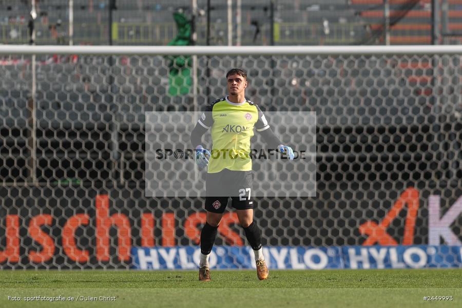 AKON Arena, Würzburg, 26.10.2024, sport, action, Fussball, BFV, Regionalliga Bayern, 17. Spieltag, FVI, FWK, FV Illertissen, FC Würzburger Kickers - Bild-ID: 2449993