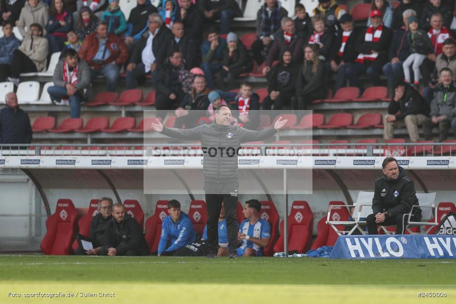 AKON Arena, Würzburg, 26.10.2024, sport, action, Fussball, BFV, Regionalliga Bayern, 17. Spieltag, FVI, FWK, FV Illertissen, FC Würzburger Kickers - Bild-ID: 2450006