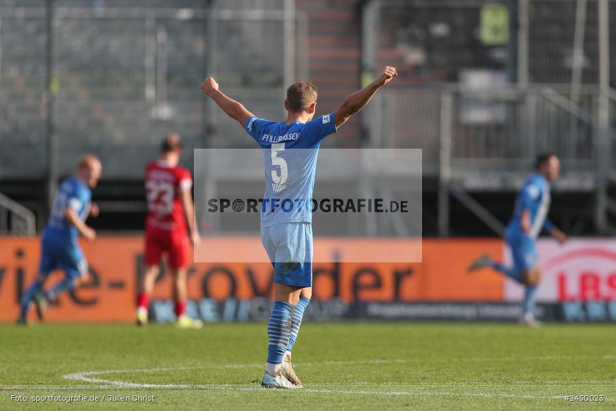 AKON Arena, Würzburg, 26.10.2024, sport, action, Fussball, BFV, Regionalliga Bayern, 17. Spieltag, FVI, FWK, FV Illertissen, FC Würzburger Kickers - Bild-ID: 2450023