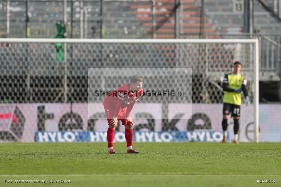 AKON Arena, Würzburg, 26.10.2024, sport, action, Fussball, BFV, Regionalliga Bayern, 17. Spieltag, FVI, FWK, FV Illertissen, FC Würzburger Kickers - Bild-ID: 2450035