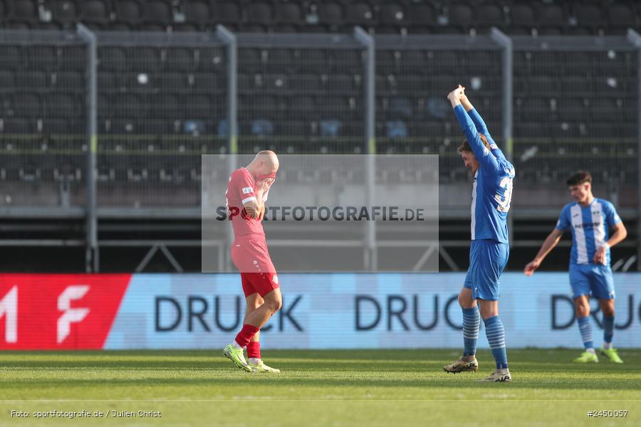 AKON Arena, Würzburg, 26.10.2024, sport, action, Fussball, BFV, Regionalliga Bayern, 17. Spieltag, FVI, FWK, FV Illertissen, FC Würzburger Kickers - Bild-ID: 2450057