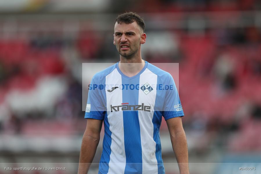 AKON Arena, Würzburg, 26.10.2024, sport, action, Fussball, BFV, Regionalliga Bayern, 17. Spieltag, FVI, FWK, FV Illertissen, FC Würzburger Kickers - Bild-ID: 2450073
