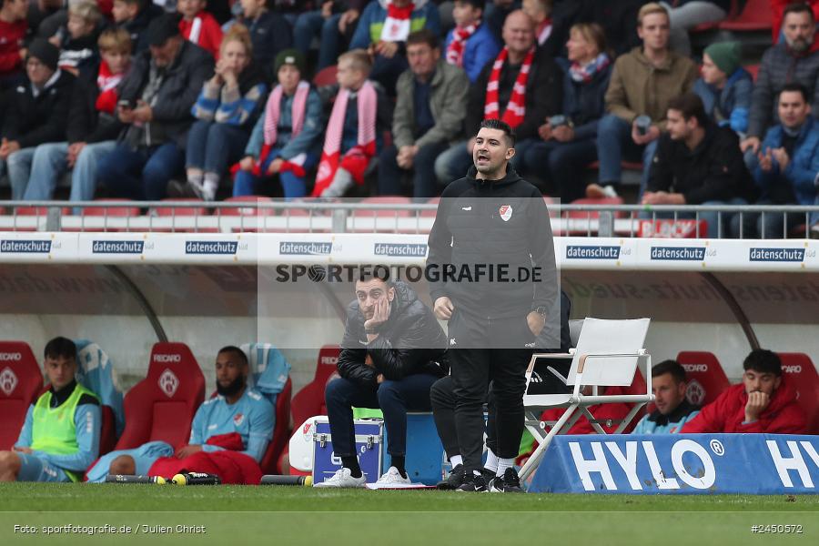 AKON Arena, Würzburg, 02.11.2024, sport, action, Fussball, BFV, 18. Spieltag, Regionalliga Bayern, TGM, FWK, Türkgücü München, FC Würzburger Kickers - Bild-ID: 2450572