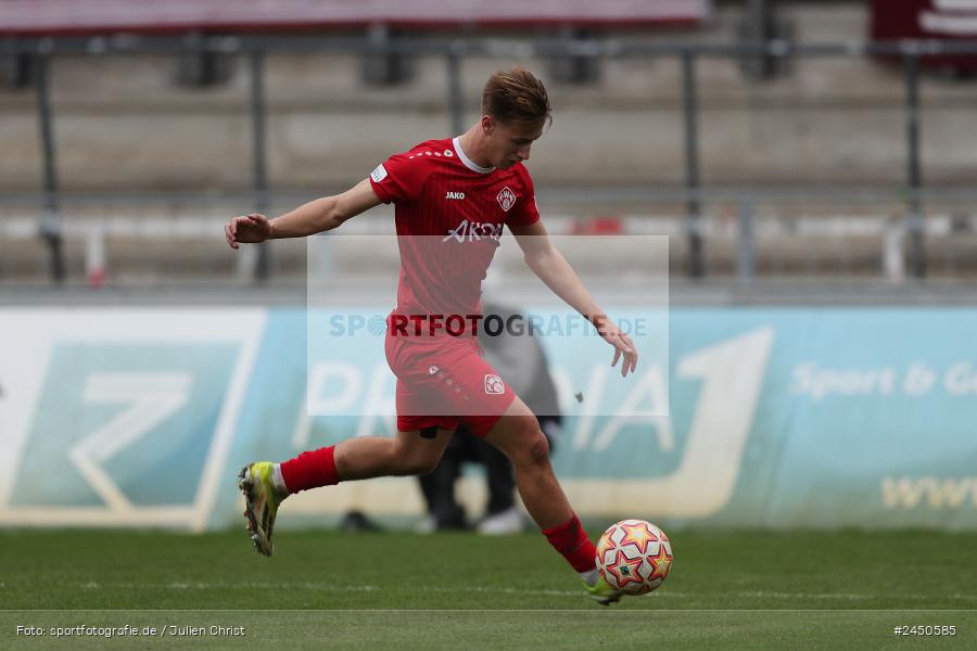 AKON Arena, Würzburg, 02.11.2024, sport, action, Fussball, BFV, 18. Spieltag, Regionalliga Bayern, TGM, FWK, Türkgücü München, FC Würzburger Kickers - Bild-ID: 2450585