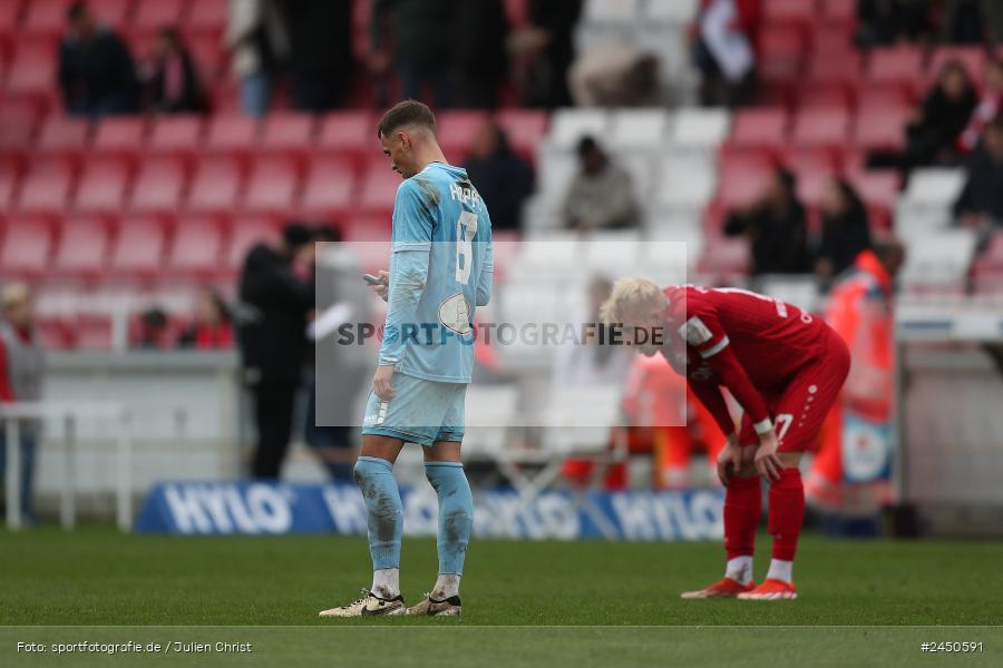 AKON Arena, Würzburg, 02.11.2024, sport, action, Fussball, BFV, 18. Spieltag, Regionalliga Bayern, TGM, FWK, Türkgücü München, FC Würzburger Kickers - Bild-ID: 2450591
