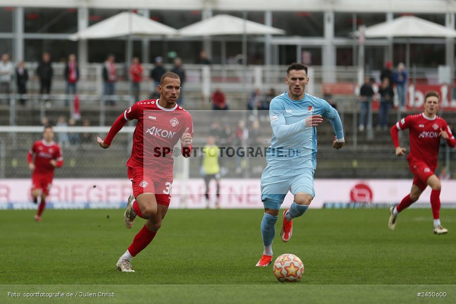 AKON Arena, Würzburg, 02.11.2024, sport, action, Fussball, BFV, 18. Spieltag, Regionalliga Bayern, TGM, FWK, Türkgücü München, FC Würzburger Kickers - Bild-ID: 2450600