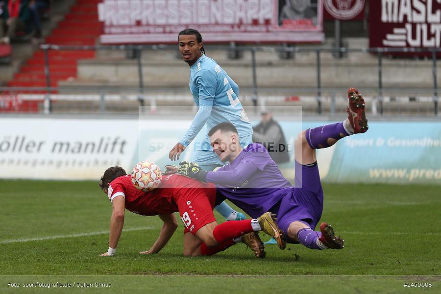 AKON Arena, Würzburg, 02.11.2024, sport, action, Fussball, BFV, 18. Spieltag, Regionalliga Bayern, TGM, FWK, Türkgücü München, FC Würzburger Kickers - Bild-ID: 2450608