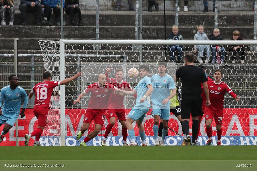 AKON Arena, Würzburg, 02.11.2024, sport, action, Fussball, BFV, 18. Spieltag, Regionalliga Bayern, TGM, FWK, Türkgücü München, FC Würzburger Kickers - Bild-ID: 2450619