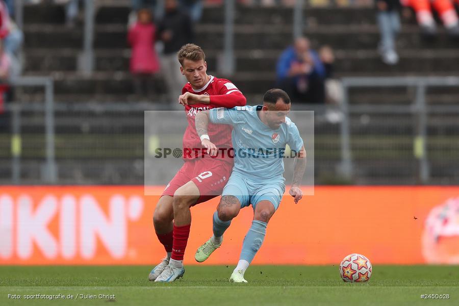 AKON Arena, Würzburg, 02.11.2024, sport, action, Fussball, BFV, 18. Spieltag, Regionalliga Bayern, TGM, FWK, Türkgücü München, FC Würzburger Kickers - Bild-ID: 2450628