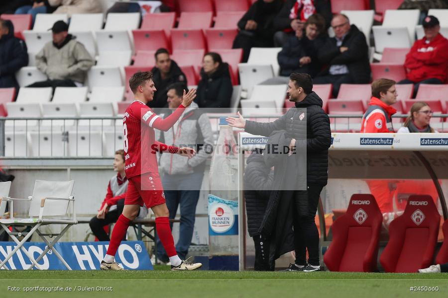 AKON Arena, Würzburg, 02.11.2024, sport, action, Fussball, BFV, 18. Spieltag, Regionalliga Bayern, TGM, FWK, Türkgücü München, FC Würzburger Kickers - Bild-ID: 2450660