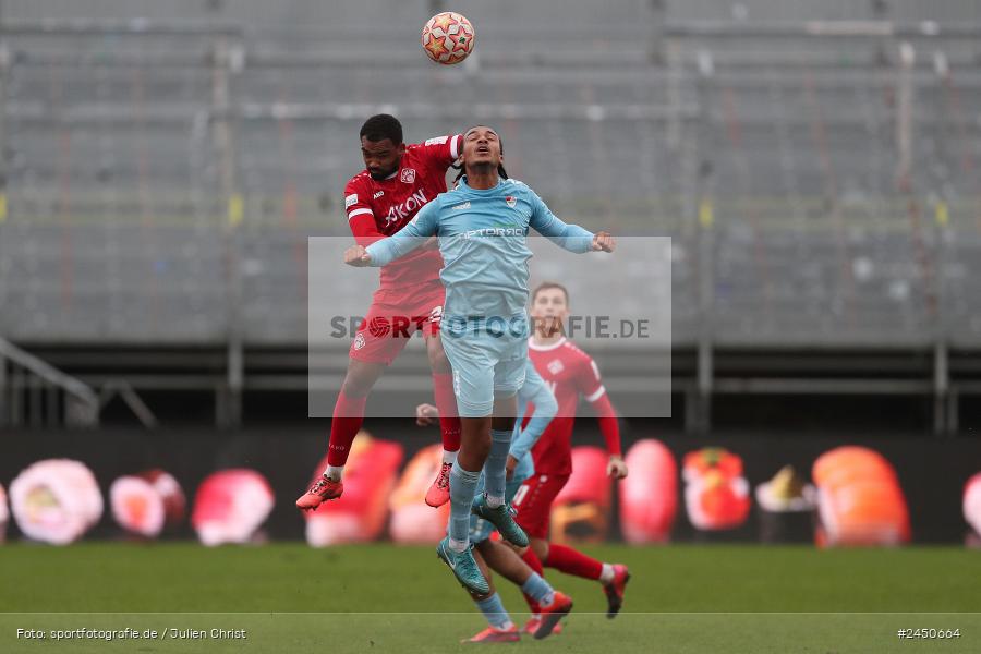 AKON Arena, Würzburg, 02.11.2024, sport, action, Fussball, BFV, 18. Spieltag, Regionalliga Bayern, TGM, FWK, Türkgücü München, FC Würzburger Kickers - Bild-ID: 2450664