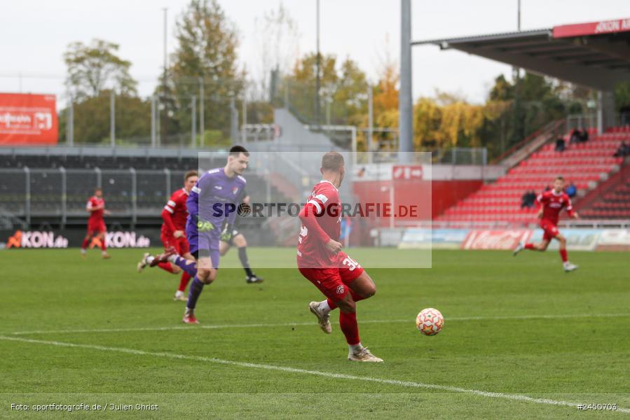 AKON Arena, Würzburg, 02.11.2024, sport, action, Fussball, BFV, 18. Spieltag, Regionalliga Bayern, TGM, FWK, Türkgücü München, FC Würzburger Kickers - Bild-ID: 2450703