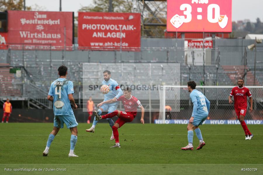 AKON Arena, Würzburg, 02.11.2024, sport, action, Fussball, BFV, 18. Spieltag, Regionalliga Bayern, TGM, FWK, Türkgücü München, FC Würzburger Kickers - Bild-ID: 2450729