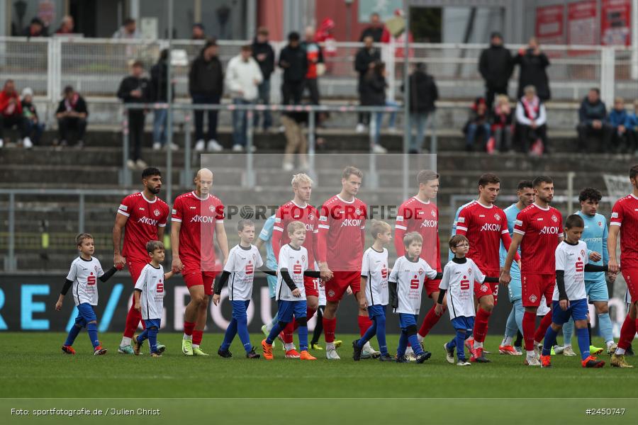 AKON Arena, Würzburg, 02.11.2024, sport, action, Fussball, BFV, 18. Spieltag, Regionalliga Bayern, TGM, FWK, Türkgücü München, FC Würzburger Kickers - Bild-ID: 2450747