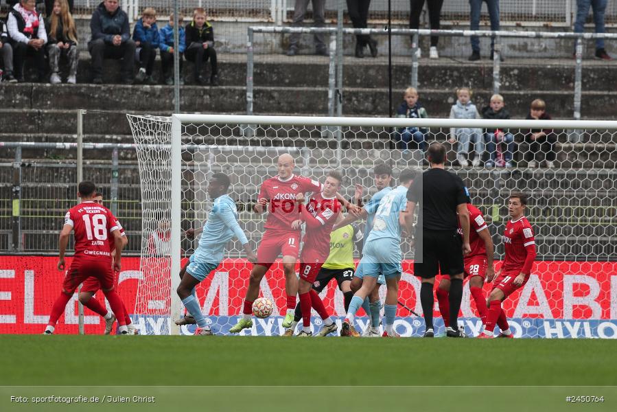 AKON Arena, Würzburg, 02.11.2024, sport, action, Fussball, BFV, 18. Spieltag, Regionalliga Bayern, TGM, FWK, Türkgücü München, FC Würzburger Kickers - Bild-ID: 2450764