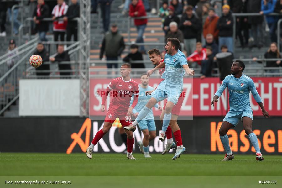 AKON Arena, Würzburg, 02.11.2024, sport, action, Fussball, BFV, 18. Spieltag, Regionalliga Bayern, TGM, FWK, Türkgücü München, FC Würzburger Kickers - Bild-ID: 2450773