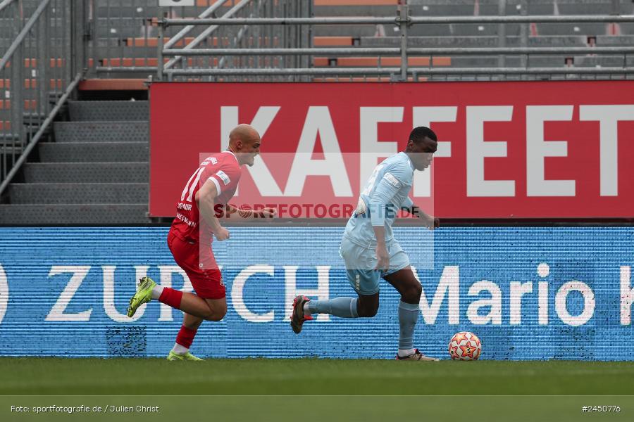 AKON Arena, Würzburg, 02.11.2024, sport, action, Fussball, BFV, 18. Spieltag, Regionalliga Bayern, TGM, FWK, Türkgücü München, FC Würzburger Kickers - Bild-ID: 2450776
