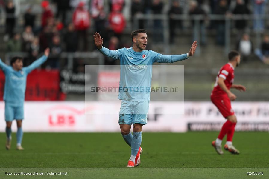 AKON Arena, Würzburg, 02.11.2024, sport, action, Fussball, BFV, 18. Spieltag, Regionalliga Bayern, TGM, FWK, Türkgücü München, FC Würzburger Kickers - Bild-ID: 2450818