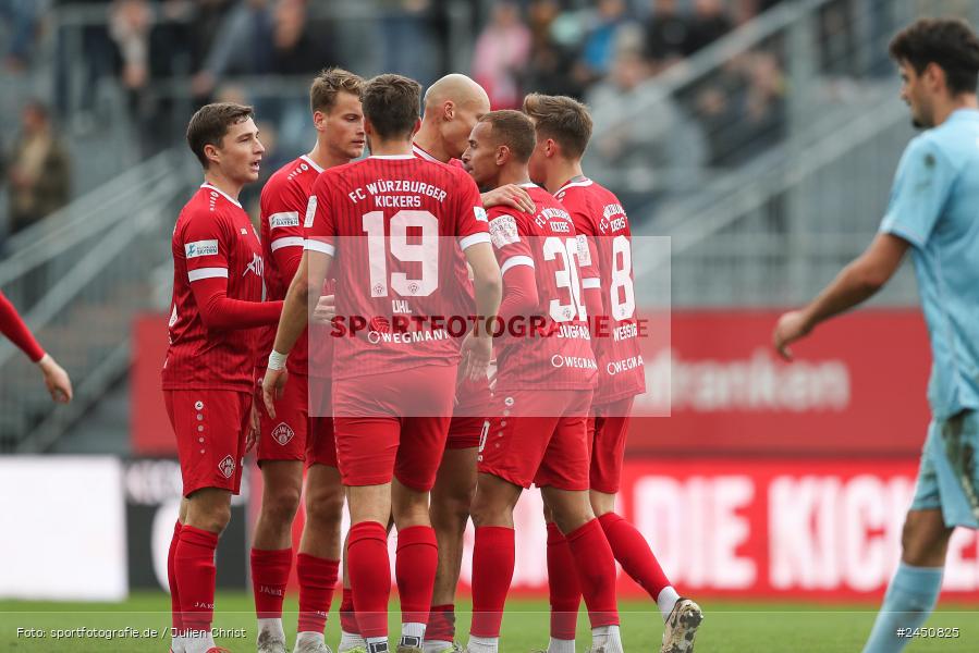 AKON Arena, Würzburg, 02.11.2024, sport, action, Fussball, BFV, 18. Spieltag, Regionalliga Bayern, TGM, FWK, Türkgücü München, FC Würzburger Kickers - Bild-ID: 2450825