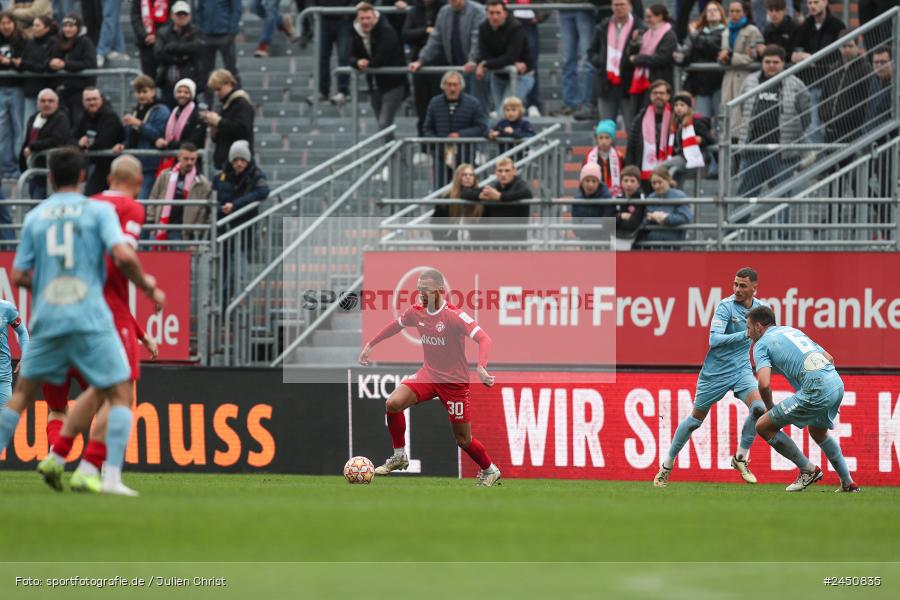 AKON Arena, Würzburg, 02.11.2024, sport, action, Fussball, BFV, 18. Spieltag, Regionalliga Bayern, TGM, FWK, Türkgücü München, FC Würzburger Kickers - Bild-ID: 2450835