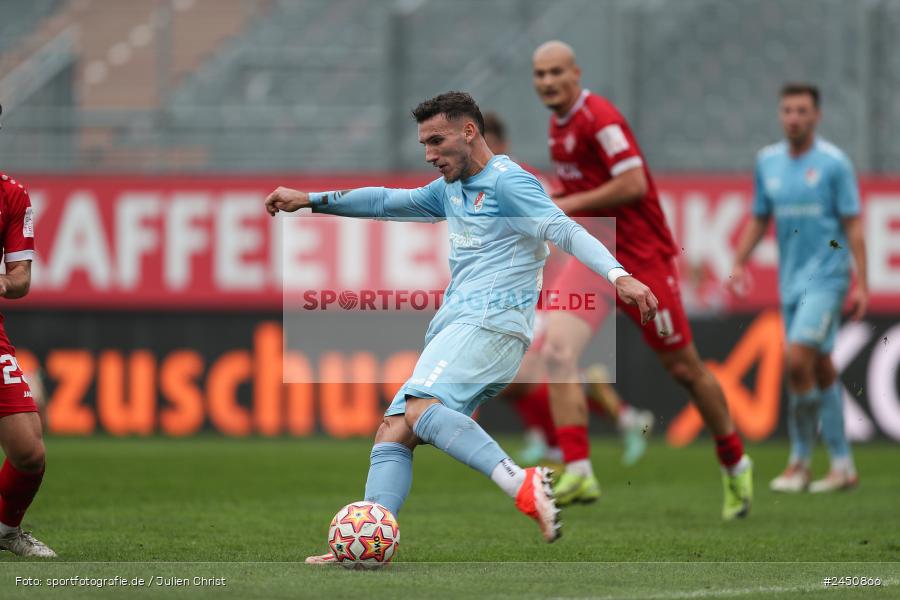 AKON Arena, Würzburg, 02.11.2024, sport, action, Fussball, BFV, 18. Spieltag, Regionalliga Bayern, TGM, FWK, Türkgücü München, FC Würzburger Kickers - Bild-ID: 2450866