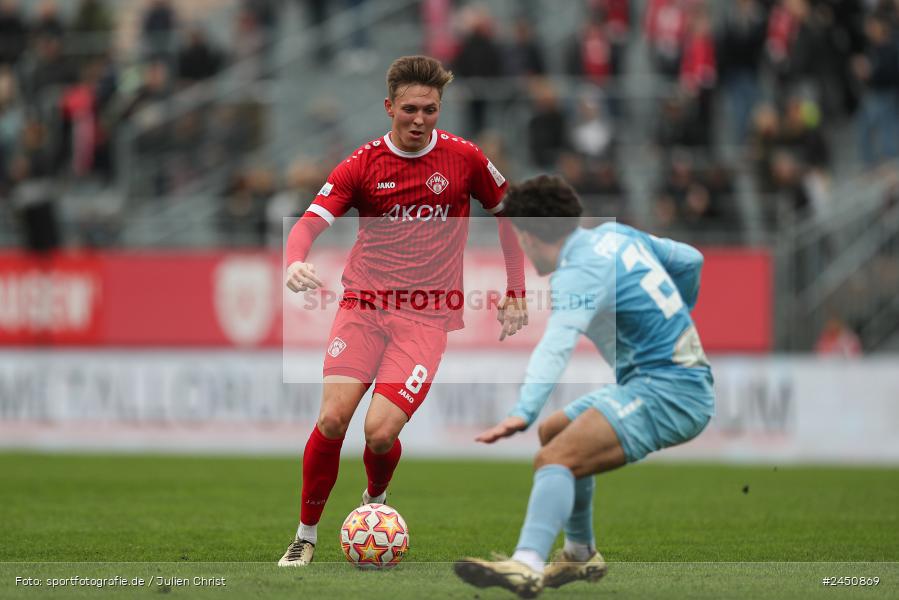 AKON Arena, Würzburg, 02.11.2024, sport, action, Fussball, BFV, 18. Spieltag, Regionalliga Bayern, TGM, FWK, Türkgücü München, FC Würzburger Kickers - Bild-ID: 2450869