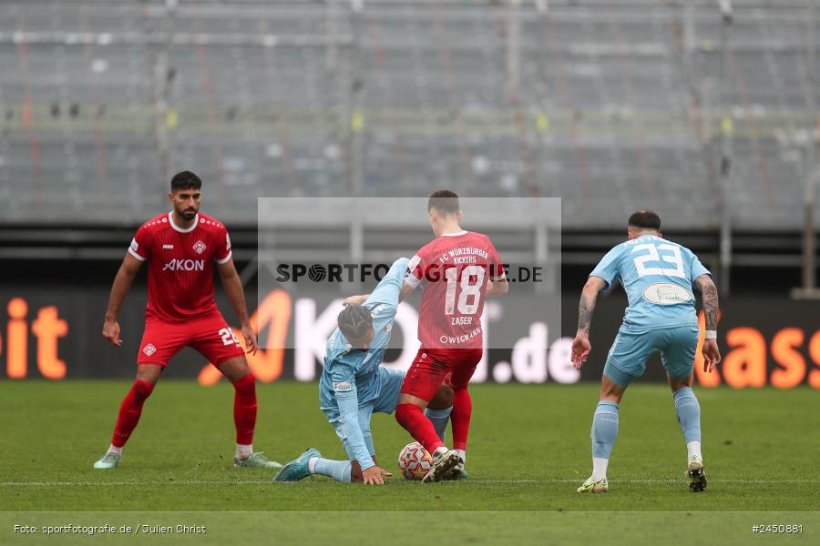 AKON Arena, Würzburg, 02.11.2024, sport, action, Fussball, BFV, 18. Spieltag, Regionalliga Bayern, TGM, FWK, Türkgücü München, FC Würzburger Kickers - Bild-ID: 2450881