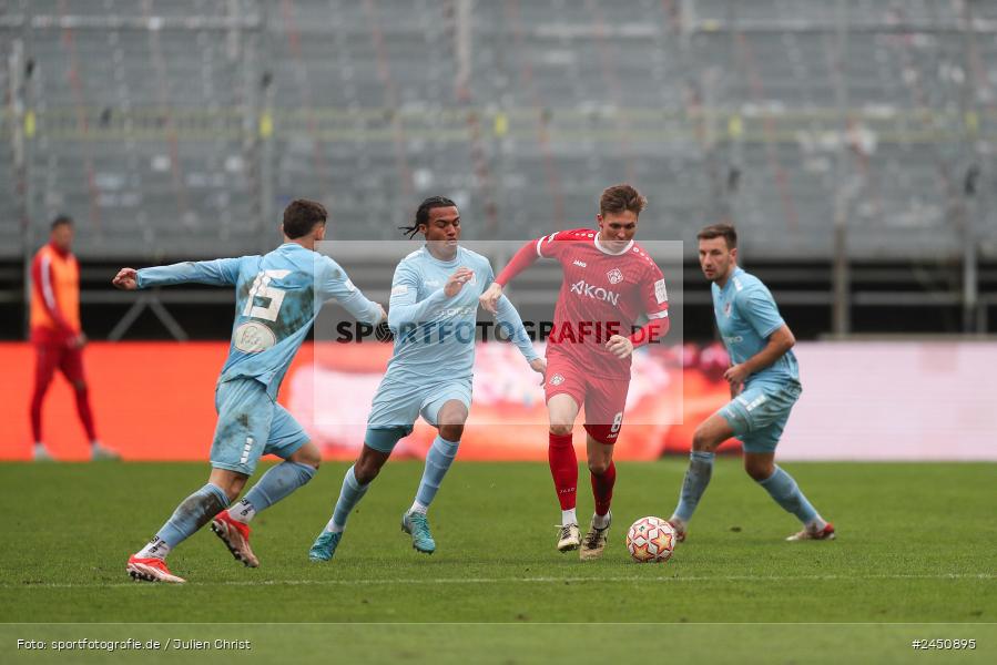 AKON Arena, Würzburg, 02.11.2024, sport, action, Fussball, BFV, 18. Spieltag, Regionalliga Bayern, TGM, FWK, Türkgücü München, FC Würzburger Kickers - Bild-ID: 2450895