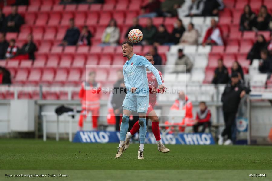 AKON Arena, Würzburg, 02.11.2024, sport, action, Fussball, BFV, 18. Spieltag, Regionalliga Bayern, TGM, FWK, Türkgücü München, FC Würzburger Kickers - Bild-ID: 2450898