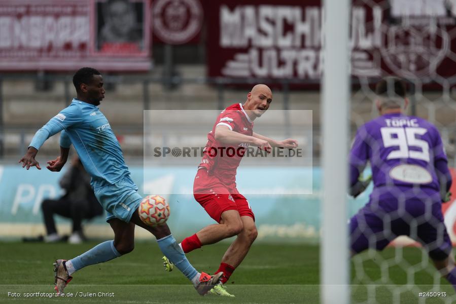 AKON Arena, Würzburg, 02.11.2024, sport, action, Fussball, BFV, 18. Spieltag, Regionalliga Bayern, TGM, FWK, Türkgücü München, FC Würzburger Kickers - Bild-ID: 2450913