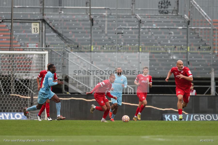 AKON Arena, Würzburg, 02.11.2024, sport, action, Fussball, BFV, 18. Spieltag, Regionalliga Bayern, TGM, FWK, Türkgücü München, FC Würzburger Kickers - Bild-ID: 2450916