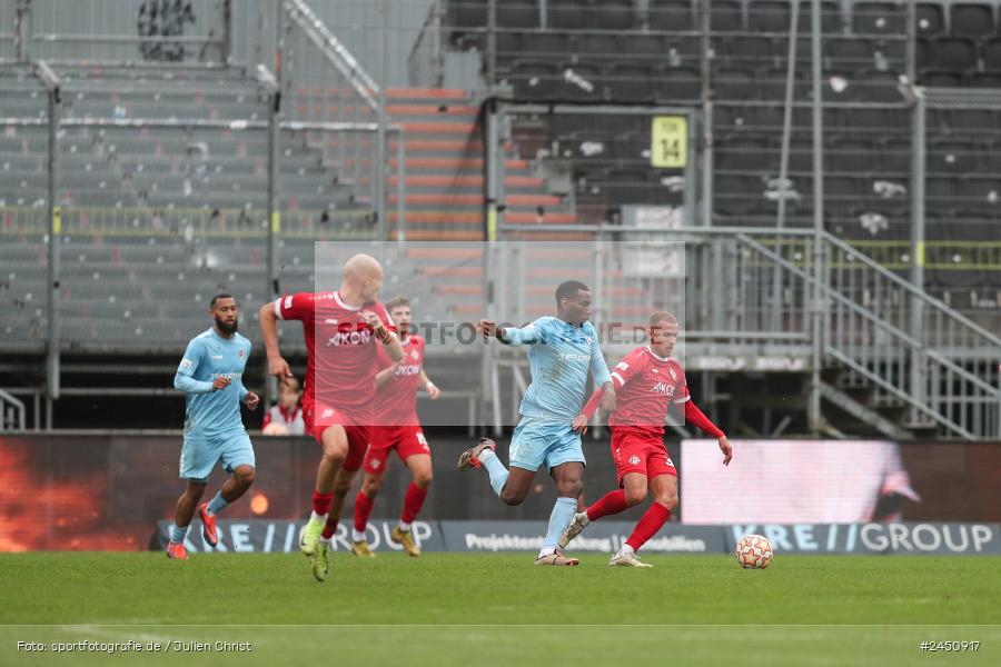 AKON Arena, Würzburg, 02.11.2024, sport, action, Fussball, BFV, 18. Spieltag, Regionalliga Bayern, TGM, FWK, Türkgücü München, FC Würzburger Kickers - Bild-ID: 2450917