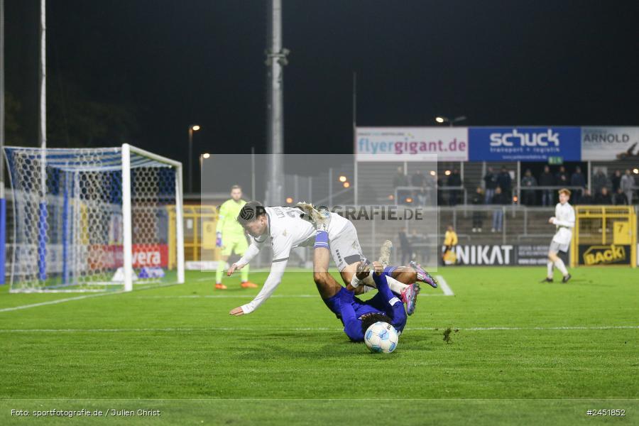 Stadion am Schönbusch, Aschaffenburg, 05.11.2024, sport, action, Fussball, BFV, 13. Spieltag, Regionalliga Bayern, FCE, SVA, FC Eintracht Bamberg, SV Viktoria Aschaffenburg - Bild-ID: 2451852