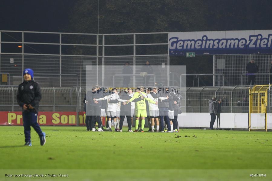 Stadion am Schönbusch, Aschaffenburg, 05.11.2024, sport, action, Fussball, BFV, 13. Spieltag, Regionalliga Bayern, FCE, SVA, FC Eintracht Bamberg, SV Viktoria Aschaffenburg - Bild-ID: 2451904