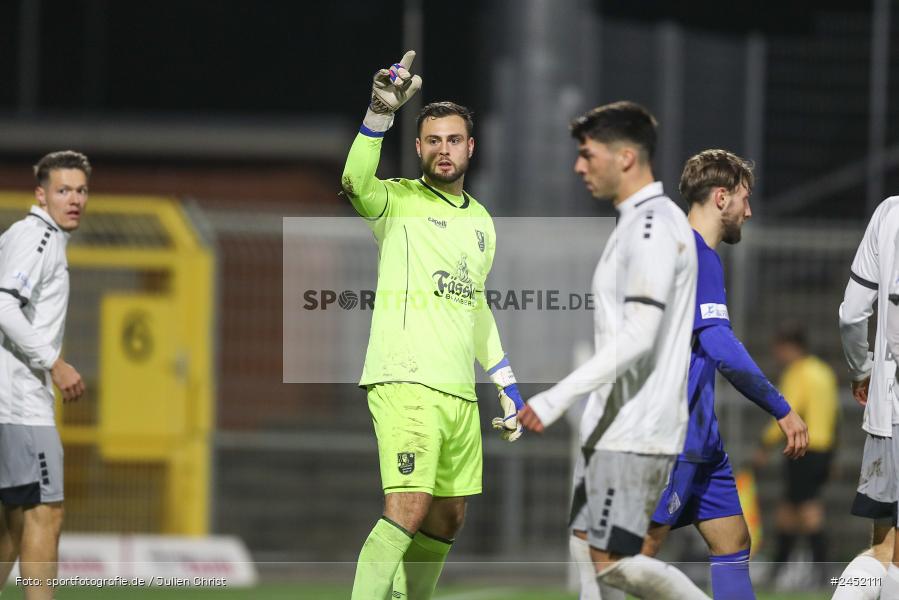 Stadion am Schönbusch, Aschaffenburg, 05.11.2024, sport, action, Fussball, BFV, 13. Spieltag, Regionalliga Bayern, FCE, SVA, FC Eintracht Bamberg, SV Viktoria Aschaffenburg - Bild-ID: 2452111