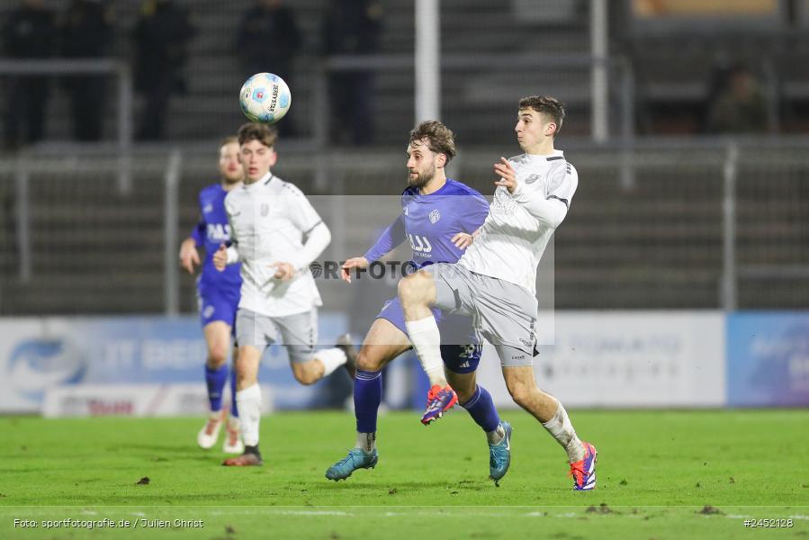 Stadion am Schönbusch, Aschaffenburg, 05.11.2024, sport, action, Fussball, BFV, 13. Spieltag, Regionalliga Bayern, FCE, SVA, FC Eintracht Bamberg, SV Viktoria Aschaffenburg - Bild-ID: 2452128