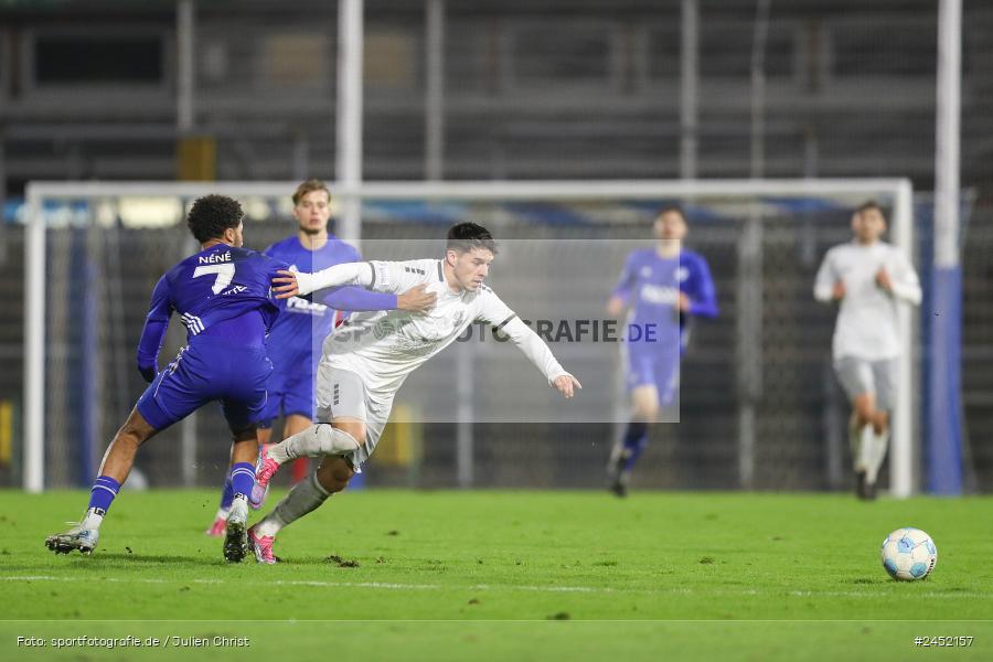 Stadion am Schönbusch, Aschaffenburg, 05.11.2024, sport, action, Fussball, BFV, 13. Spieltag, Regionalliga Bayern, FCE, SVA, FC Eintracht Bamberg, SV Viktoria Aschaffenburg - Bild-ID: 2452157