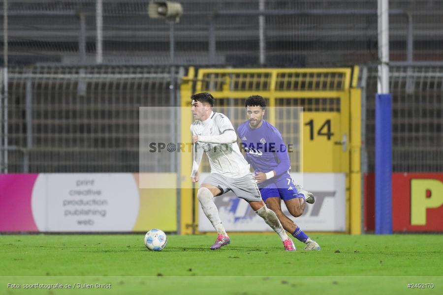 Stadion am Schönbusch, Aschaffenburg, 05.11.2024, sport, action, Fussball, BFV, 13. Spieltag, Regionalliga Bayern, FCE, SVA, FC Eintracht Bamberg, SV Viktoria Aschaffenburg - Bild-ID: 2452170