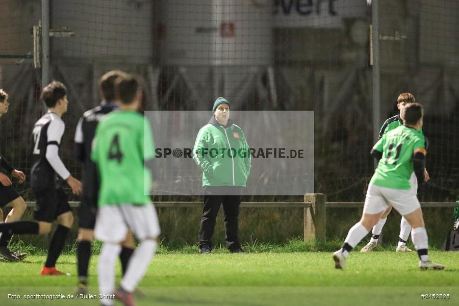sport, action, U19-Junioren Gruppe WÜ MSP, TSV, Sportgelände, SGK, Karlstadt, Fussball, BFV, 9. Spieltag, 08.11.2024, (SG) TSV Viktoria Homburg, (SG) Kreis Karlstadt - Bild-ID: 2452325